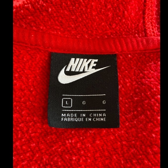 Red Kids Nike sweatshirt size Large - Picture 3 of 3